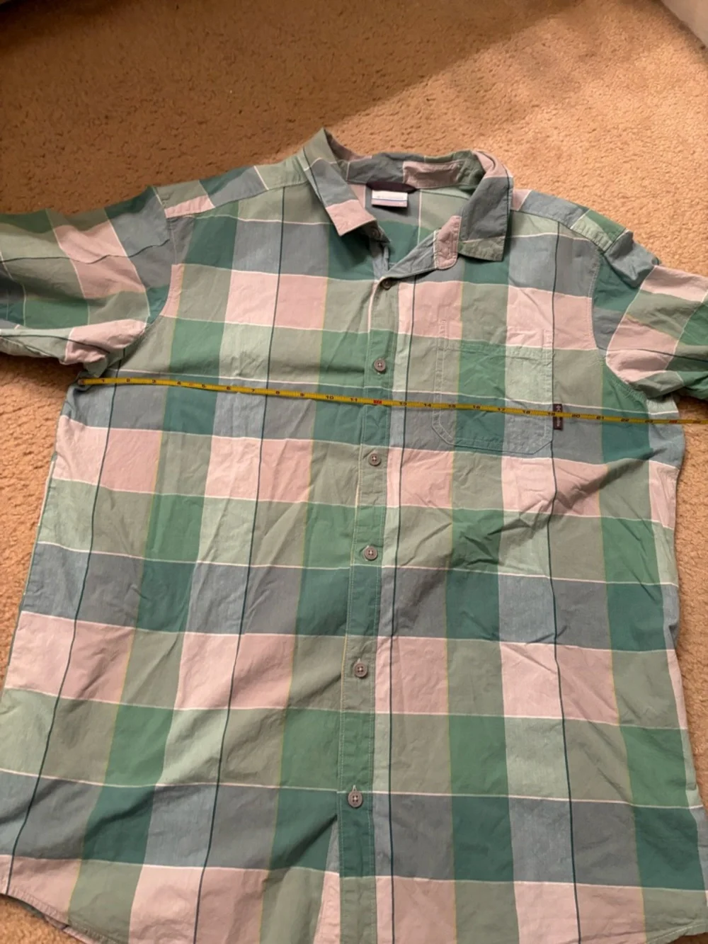 Men's Columbia short-sleeve button-down, XL - Picture 2 of 6